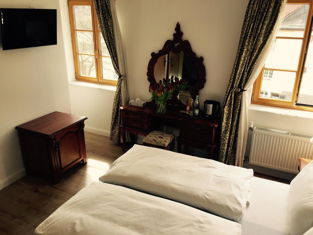 Hotel Viktoria Meersburg Buitenkant foto