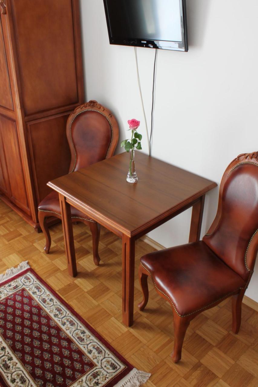 Hotel Viktoria Meersburg Buitenkant foto